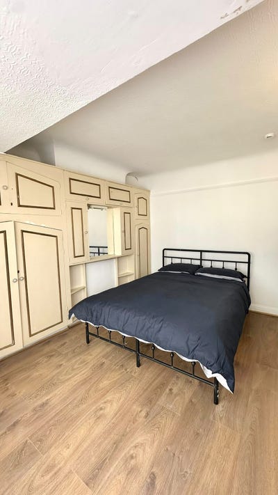 🏡 Spacious Double room  | &pound;850 PCM | Bills Inc Main Photo