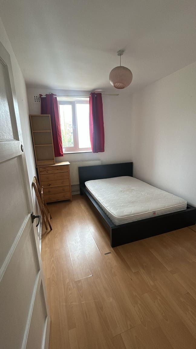 Lovely double in Bethnal Green Main Photo