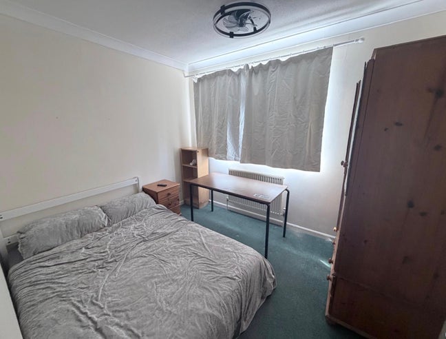 Rooms to rent in haughley Main Photo