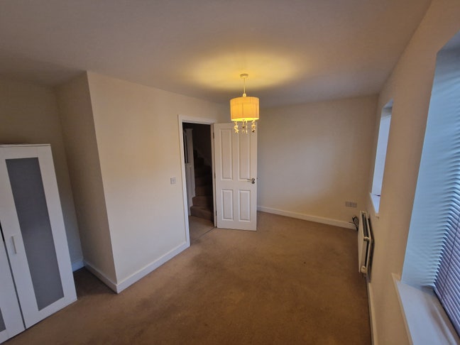 Room in Broughton MK Main Photo