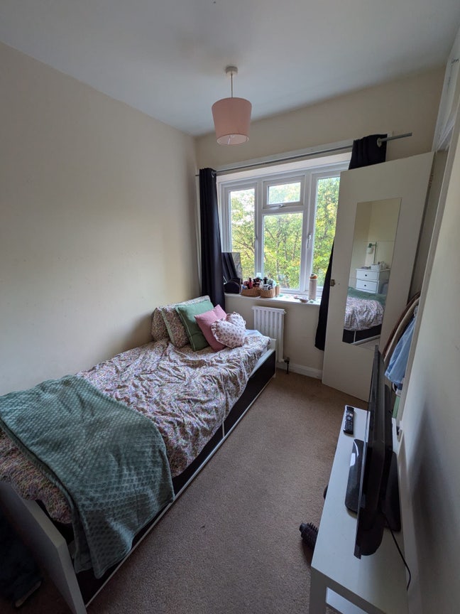 Single/small double room in Hove Main Photo