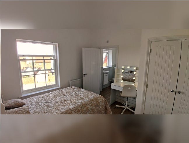 New-Build Double En-Suite Room - Park View Main Photo