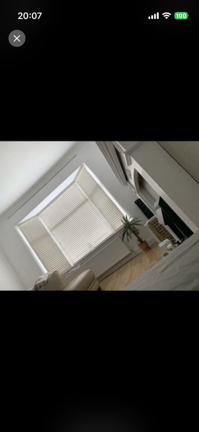 Large front room&pound;900 all in. NW10 w/junction Main Photo