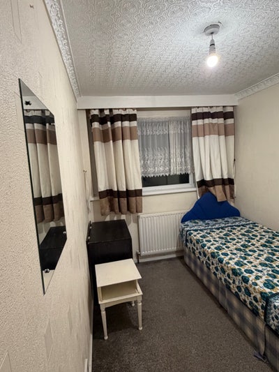 Single room Main Photo