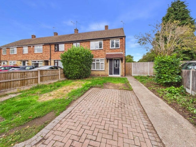 Short term, 2 bed end terrace, huge garden Main Photo