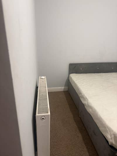 Double room in family home  Main Photo