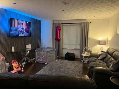 Room to rent in 2 bed flat! Main Photo