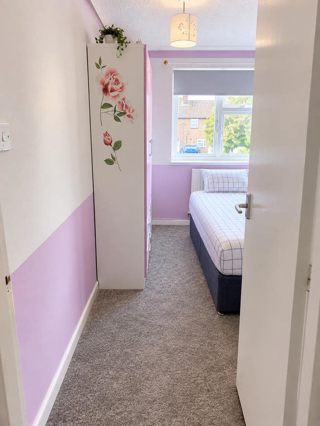 Bright, spacious double room in friendly flat Main Photo
