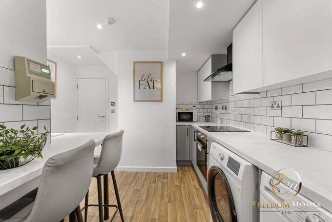 🏡 Brand New En-Suite Room – Carlton 🏡 Main Photo