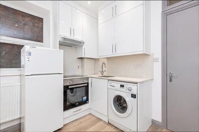 1 Bedroom Flat to Rent Turnpike Lane N8 Main Photo