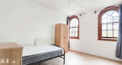  Big DR  in flatshare, 5min Ealing Broadway Main Photo