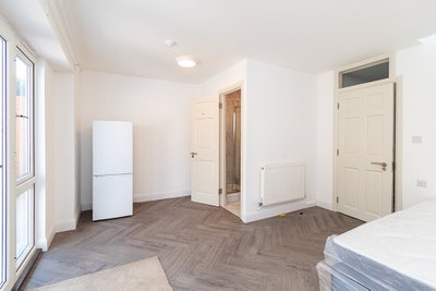 Pristine En-suite Rooms in Neasden All Bills Incl Main Photo