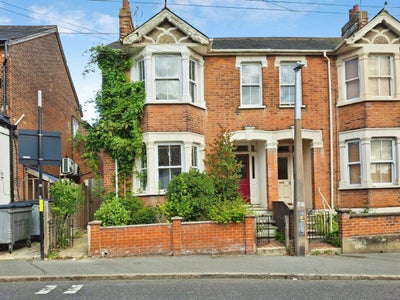 Proffesional House Share by Braintree Town Centre Main Photo