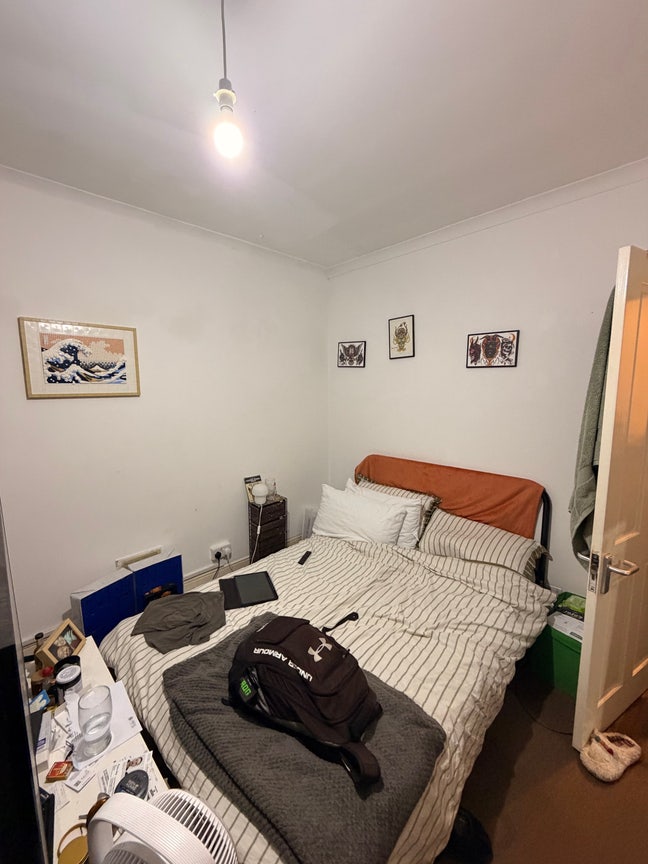 Double bedroom Ladywell fields Main Photo