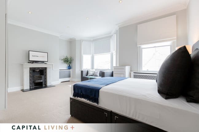 Large ensuite room 5min to Clapham High Street  Main Photo