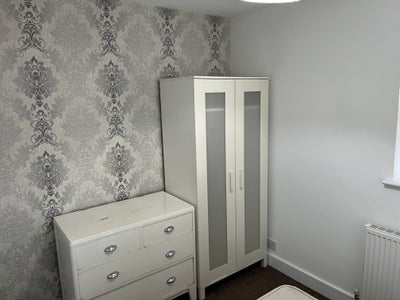 Double room large detached house. Main Photo