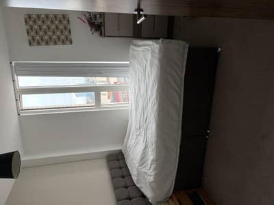 Double Room with Private Bathroom (20th Floor) Main Photo