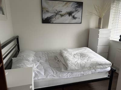 Furnished Room in RG6 – Monday to Friday Only  Main Photo