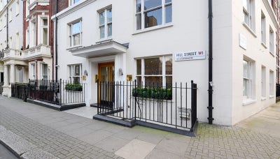 Luxury and spacious apartment in Mayfair  Main Photo