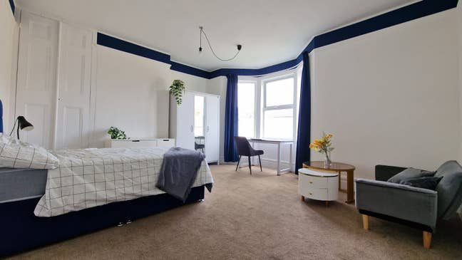 🏡 HUGE Double Room in Rugby – &pound;600 PCM, All Bills Main Photo