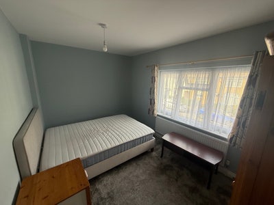 Double Room Northampton Available Now Main Photo