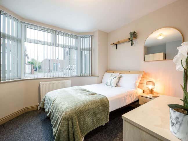 Ensuite Rooms Available 🏡 Bartholomew Road Main Photo