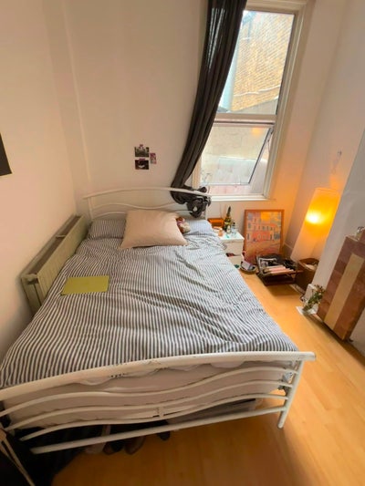 Lease take over in Homerton house Main Photo
