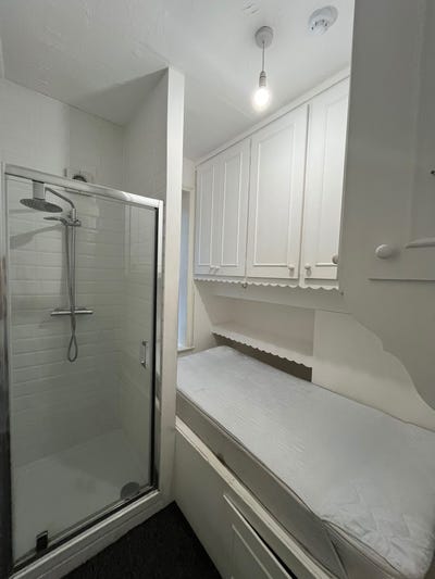 Single Ensuite Room – All Bills Included Main Photo