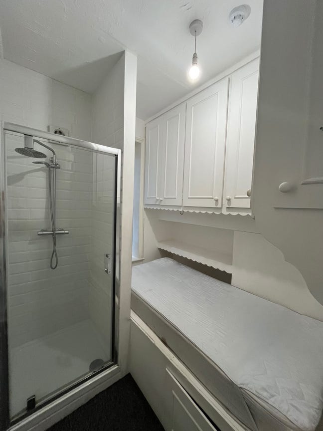 Single Ensuite Room – All Bills Included Main Photo