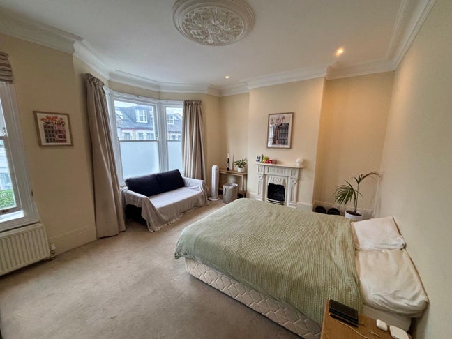 Double room in Clapham Junction  Main Photo