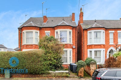House Share - Located in the heart of Lady Bay Main Photo