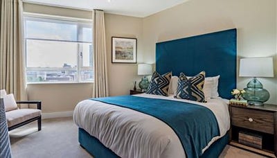 Luxurious One-Bedroom Private Balcony  Main Photo