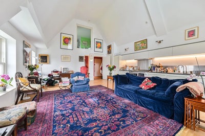 Two double bedrooms in high end apartment  Main Photo