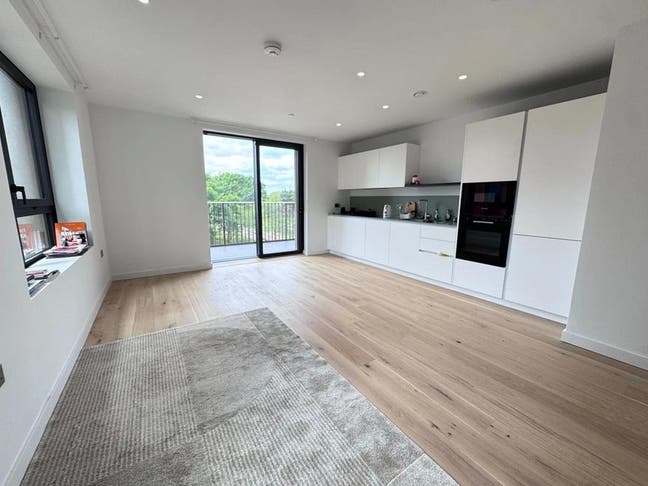 Brand- New Built Gorgeous Two Bedrooms Apartment Main Photo
