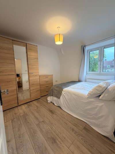 5-Min walk from Stockwell Station | Bright Room☀️ Main Photo