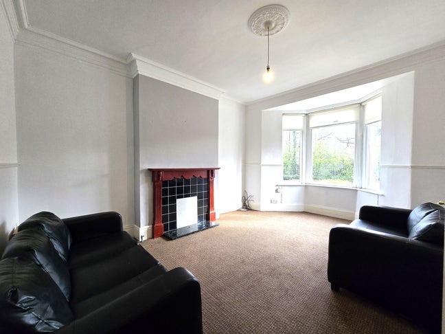Newly Refurbished Double Rooms in Heaton Main Photo
