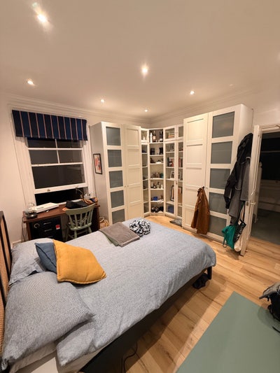 Double bedroom to rent in Leytonstone Main Photo