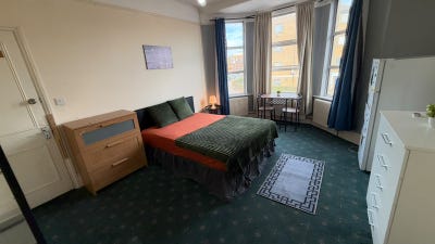 🛏️ ✨Double Room Available to Let in - Willesden  Main Photo