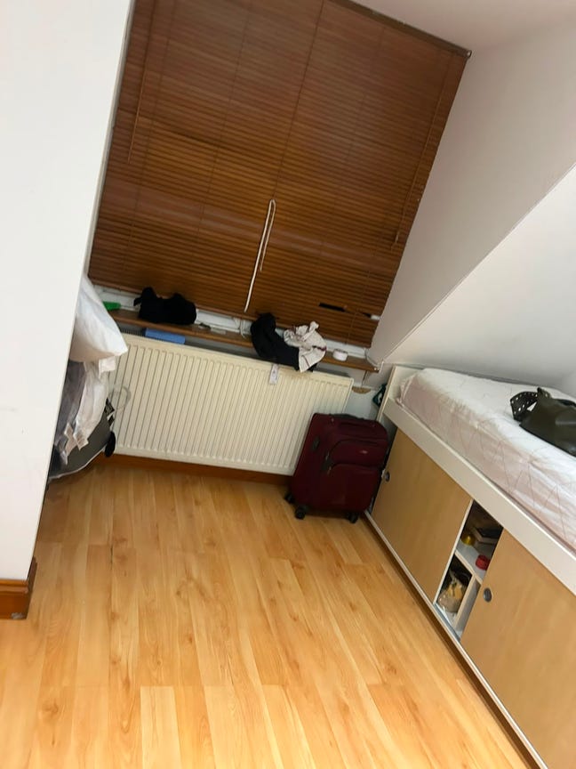 Central double room all bills included Main Photo