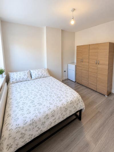 Wood Green Large Double Room for 1 Person|0Deposit Main Photo