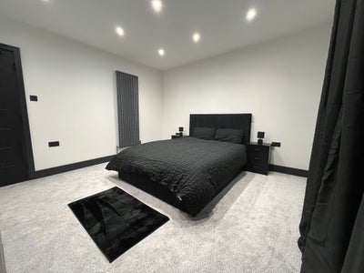  ✨Women’s Preferred Luxury Refurbished 4-Bed HMO ✨ Main Photo