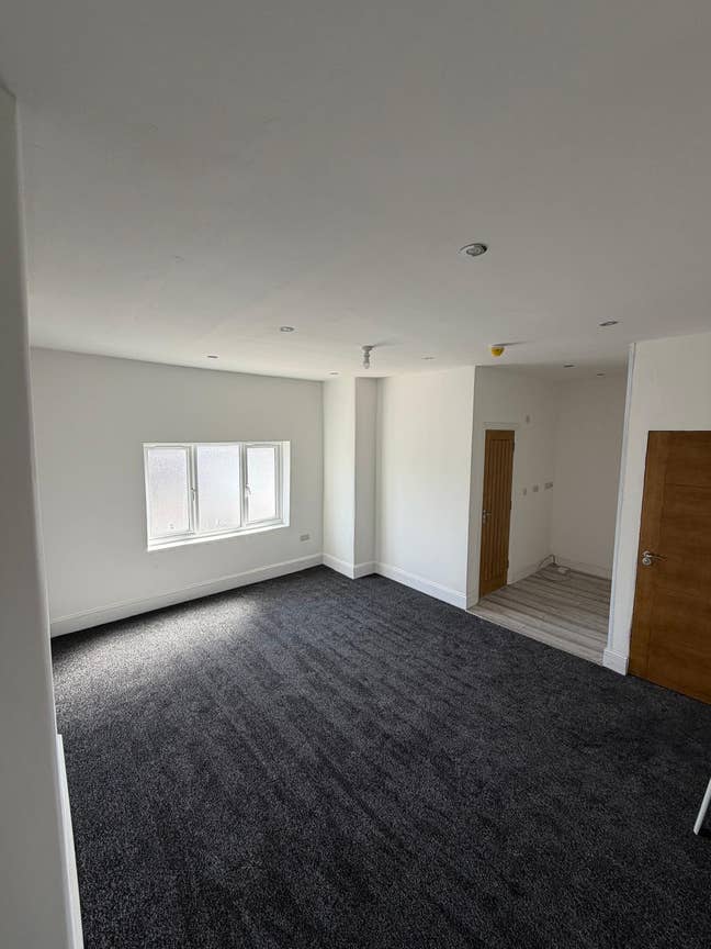 Double Room Bills Included IG3 Main Photo