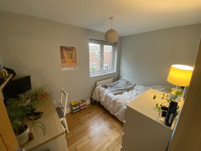 Double room available in Angel/Hoxton area Main Photo