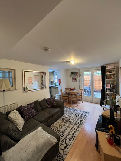 Spacious Double Room in Kentish Town Main Photo