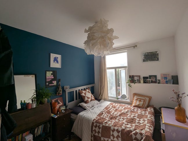 FLINTA person/couple for Cosy Queer Community Home Main Photo