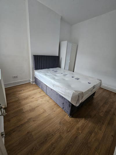 Double room furniture Main Photo