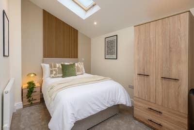 Luxury Living for Young Professionals Main Photo