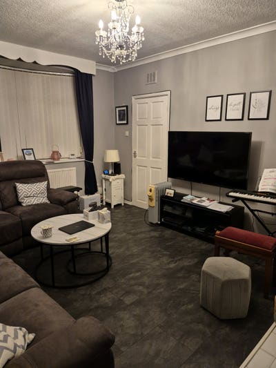 🏡 Double Room + Private Bathroom | Bills Included Main Photo