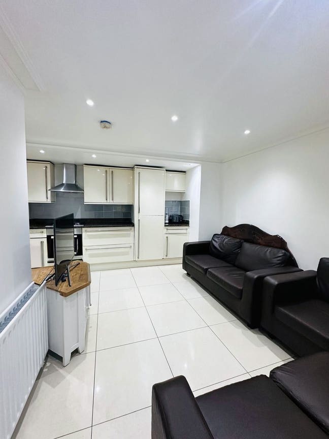 🗓️ Double En-Suite | SE24 | Brixton  ✨ Main Photo