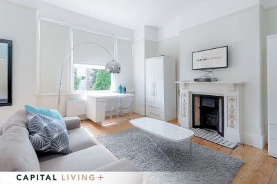 Four big doble rooms / East Putney  Main Photo